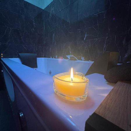 Love Room Spa Jacuzzi Ліон Екстер'єр фото