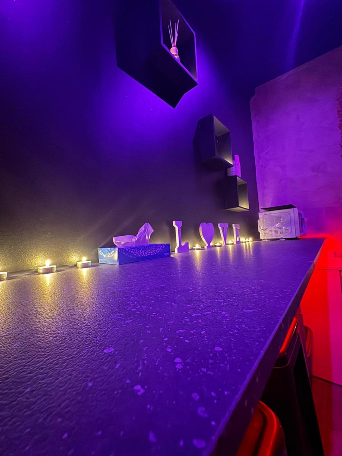 Love Room Spa Jacuzzi Ліон Екстер'єр фото
